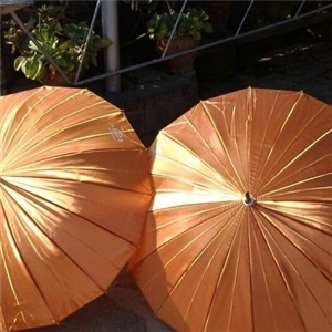 ขายส่งร่ม ร่มสีทอง ร่มของชำร่วย ร่มแต่งงาน รับสกรีนร่ม รับผลิตร่ม